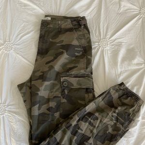 Garage Camouflage Cargo Joggers
